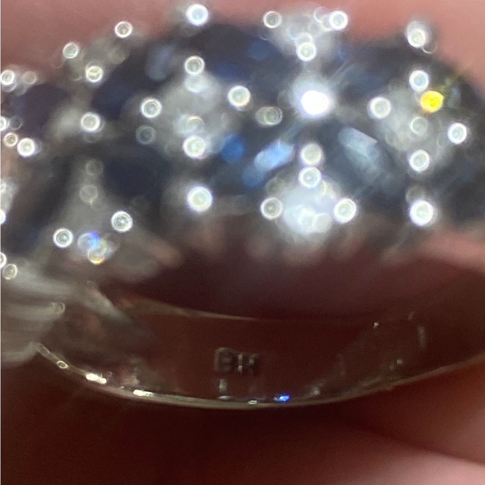 14k white gold diamond and sapphire ring might be EFFY with maker mark bh - Picture 12 of 12